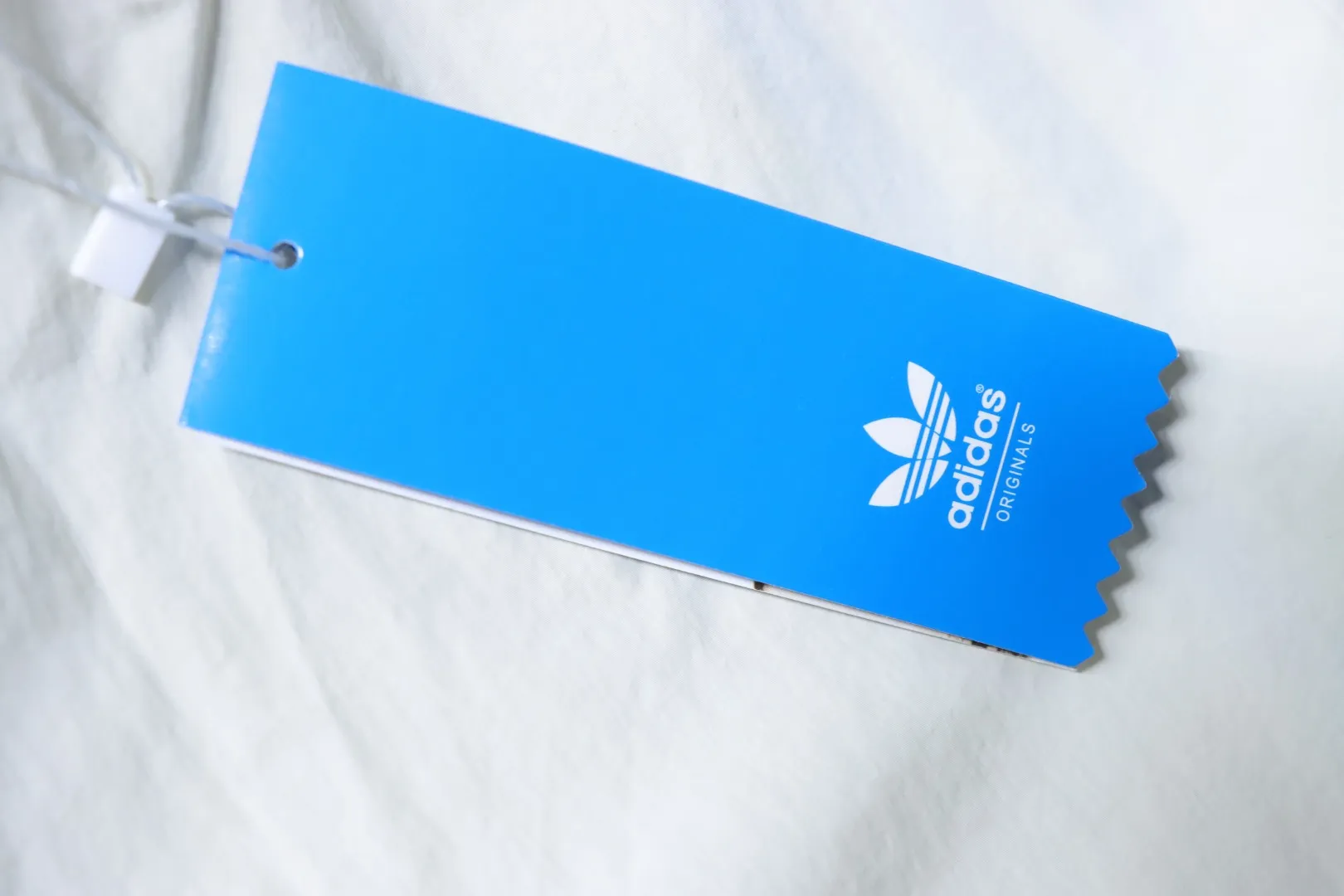 Adidas Hangtag
