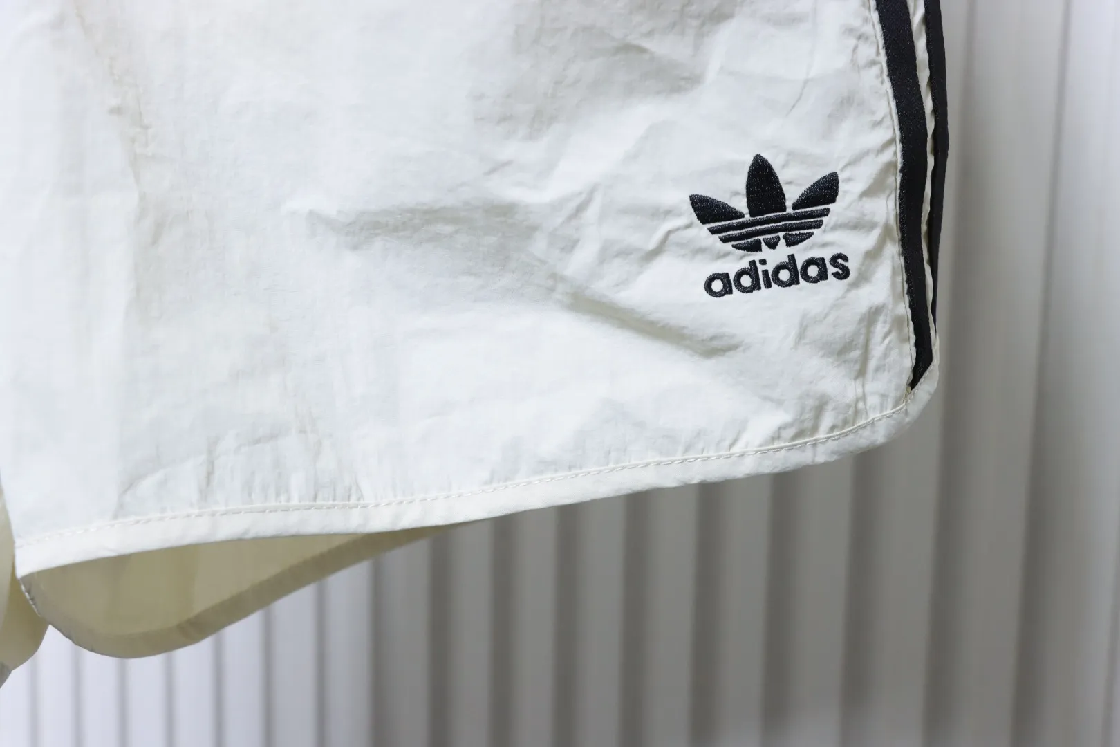 Adidas-Saum