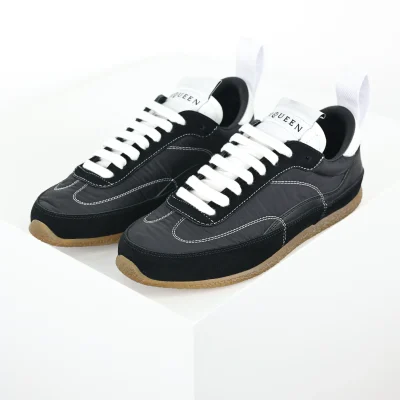 Alexander McQueen EC1 Retro Deutsche Trainingsschuhe Schwarz
