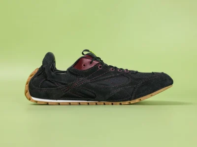 BV Orbit Flash Sneaker in Schwarz