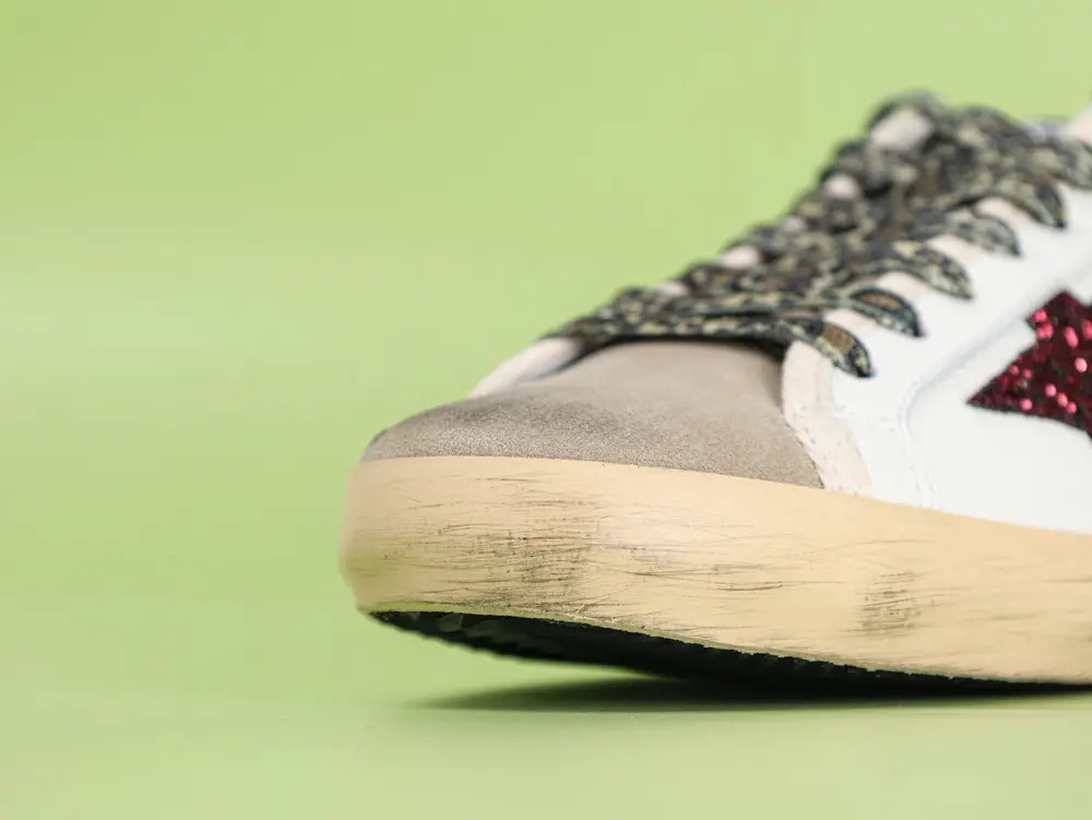 Golden Goose Super-Star Leder-Sneaker in Weiß und Rot – Bild 5