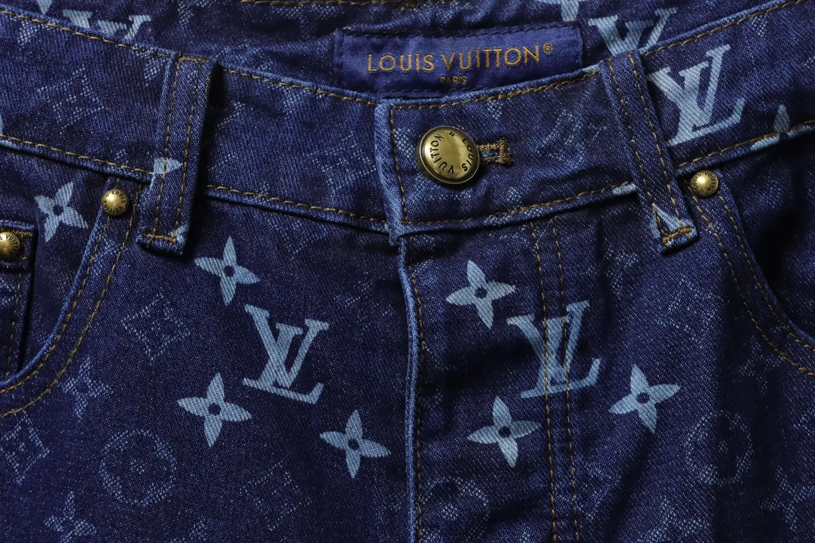 Louis Vuitton Knopf