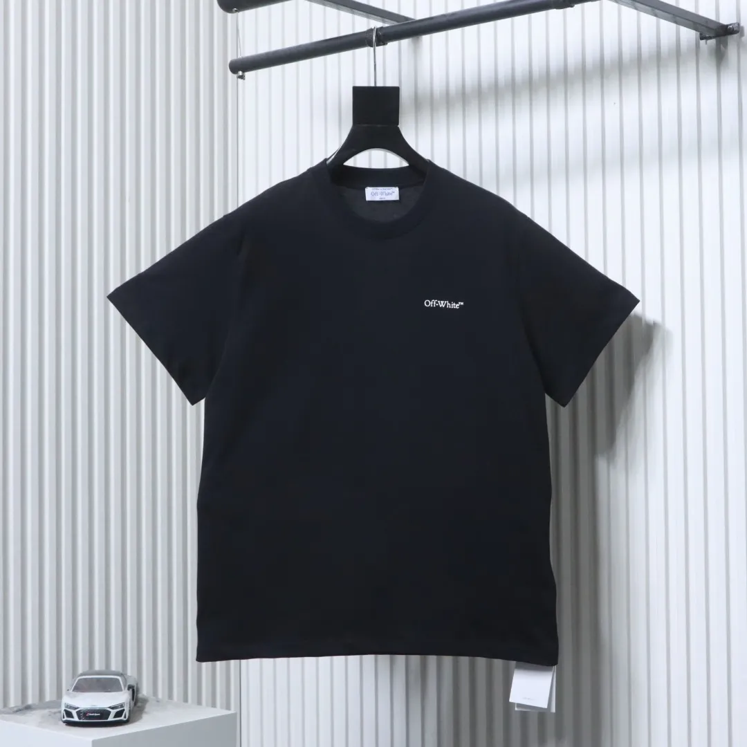 Off-White-Vorderansicht