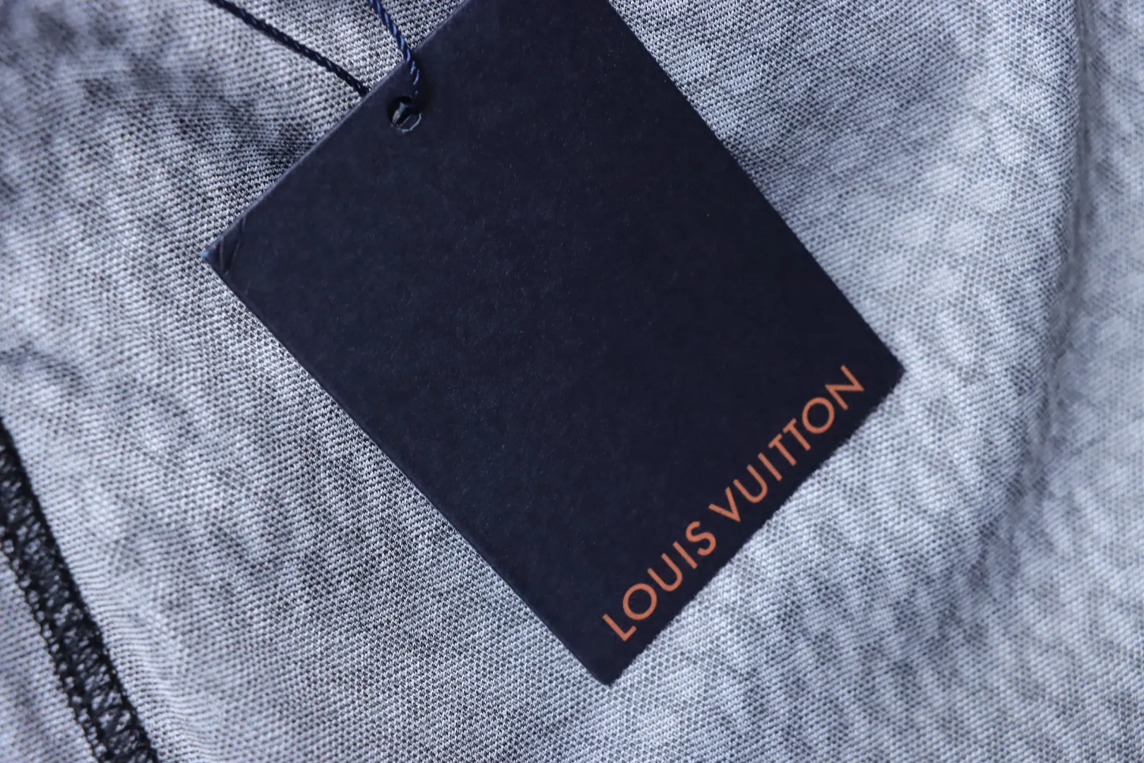 Louis Vuitton Hangtag
