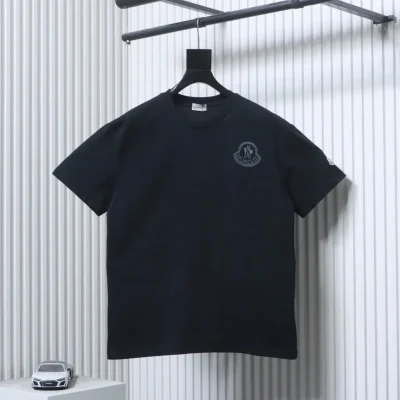 Moncler Vorderansicht Schwarz