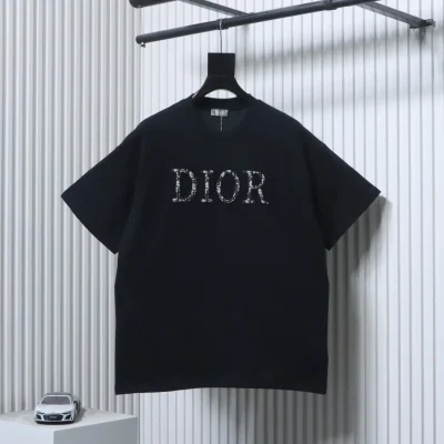 Dior Vorderansicht