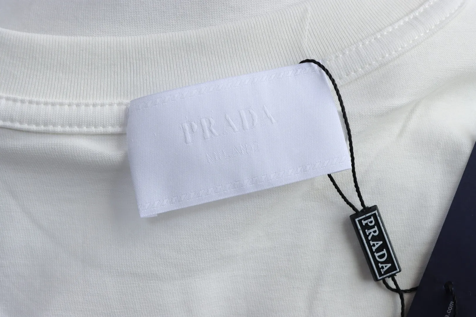 Prada-Markenlabel