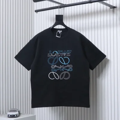 Loewe Vorderansicht Schwarz
