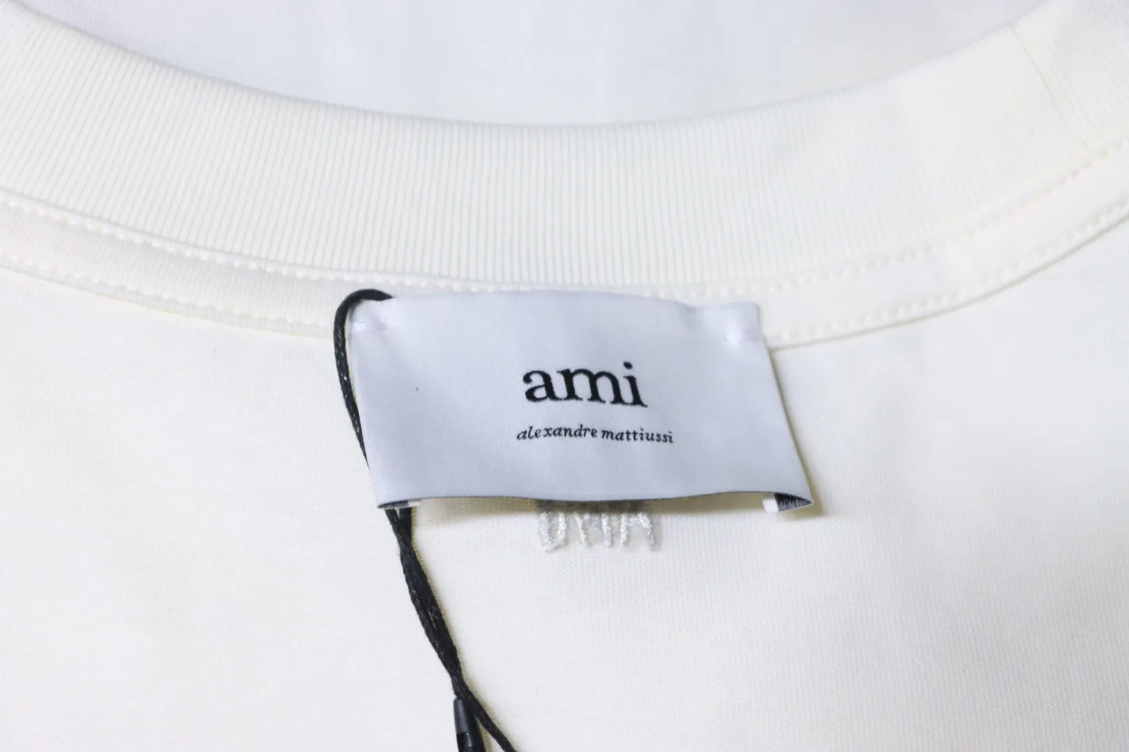 AMI-Markenetikett
