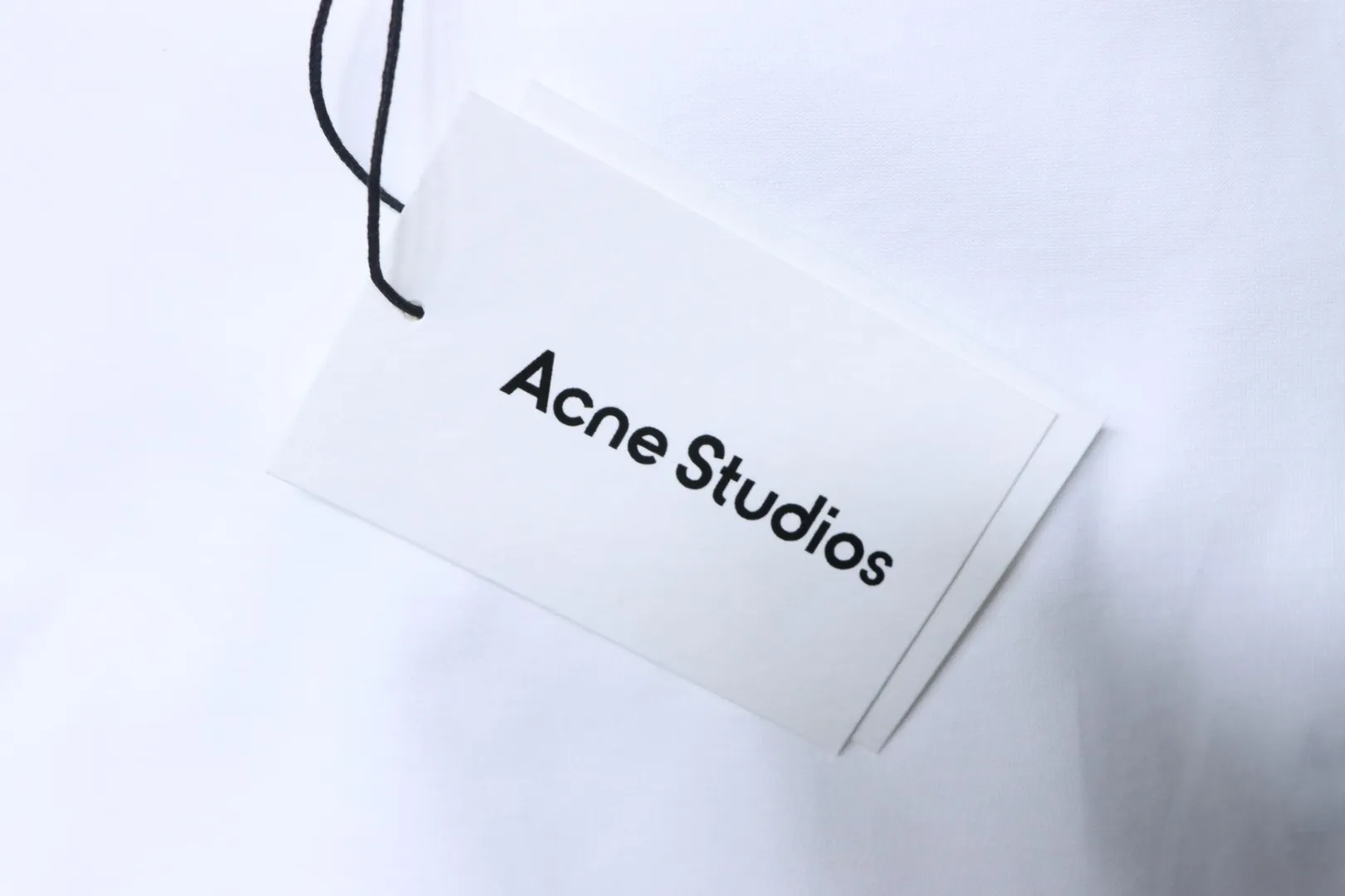Acne Studios Markenlabel