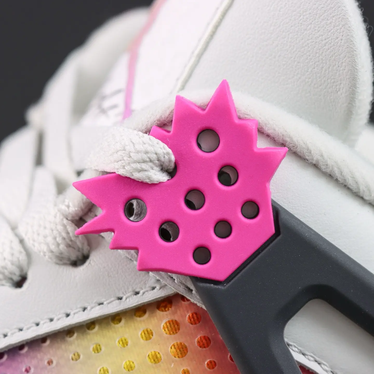Air Jordan 4 „Comic“ Top Edition – Bild 11