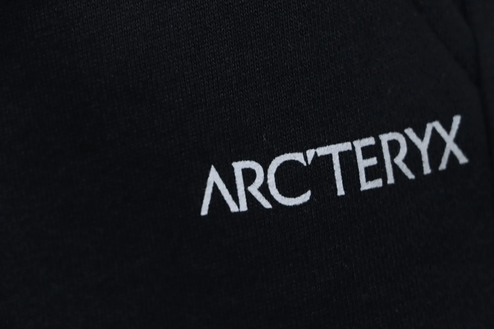 Arc'teryx Shorts mit klassischem Big-Logo-Print – Bild 7