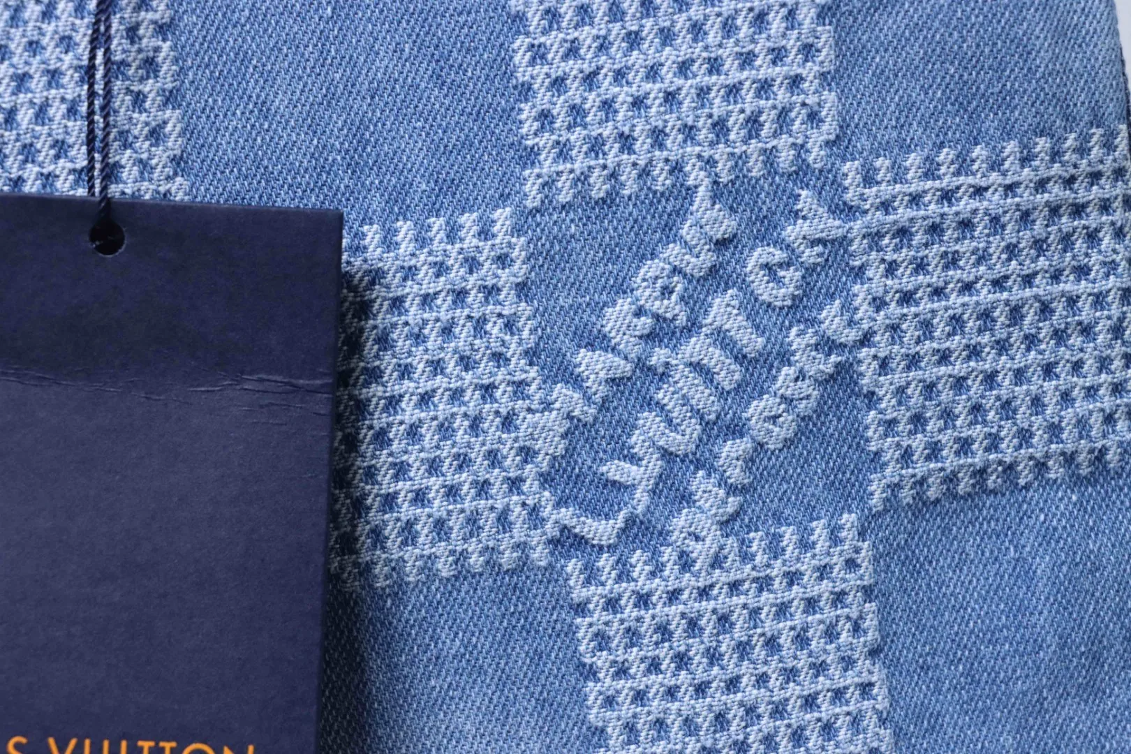 Louis Vuitton -Details