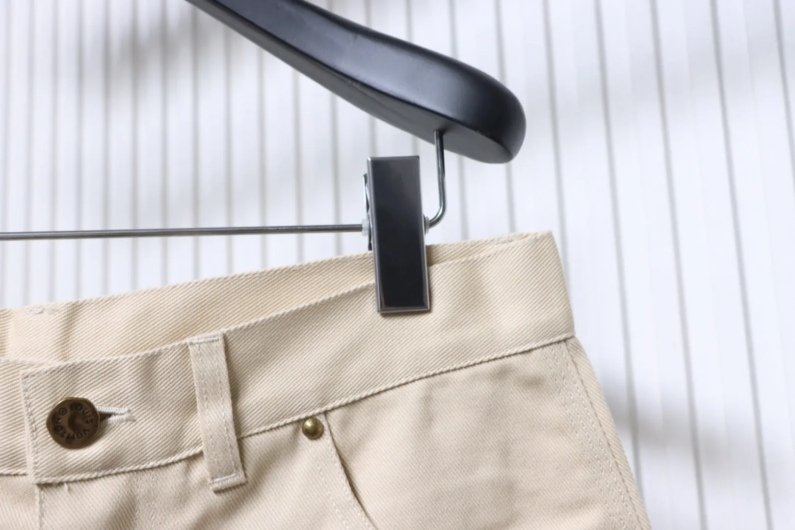 Louis Vuitton Schräge Taille