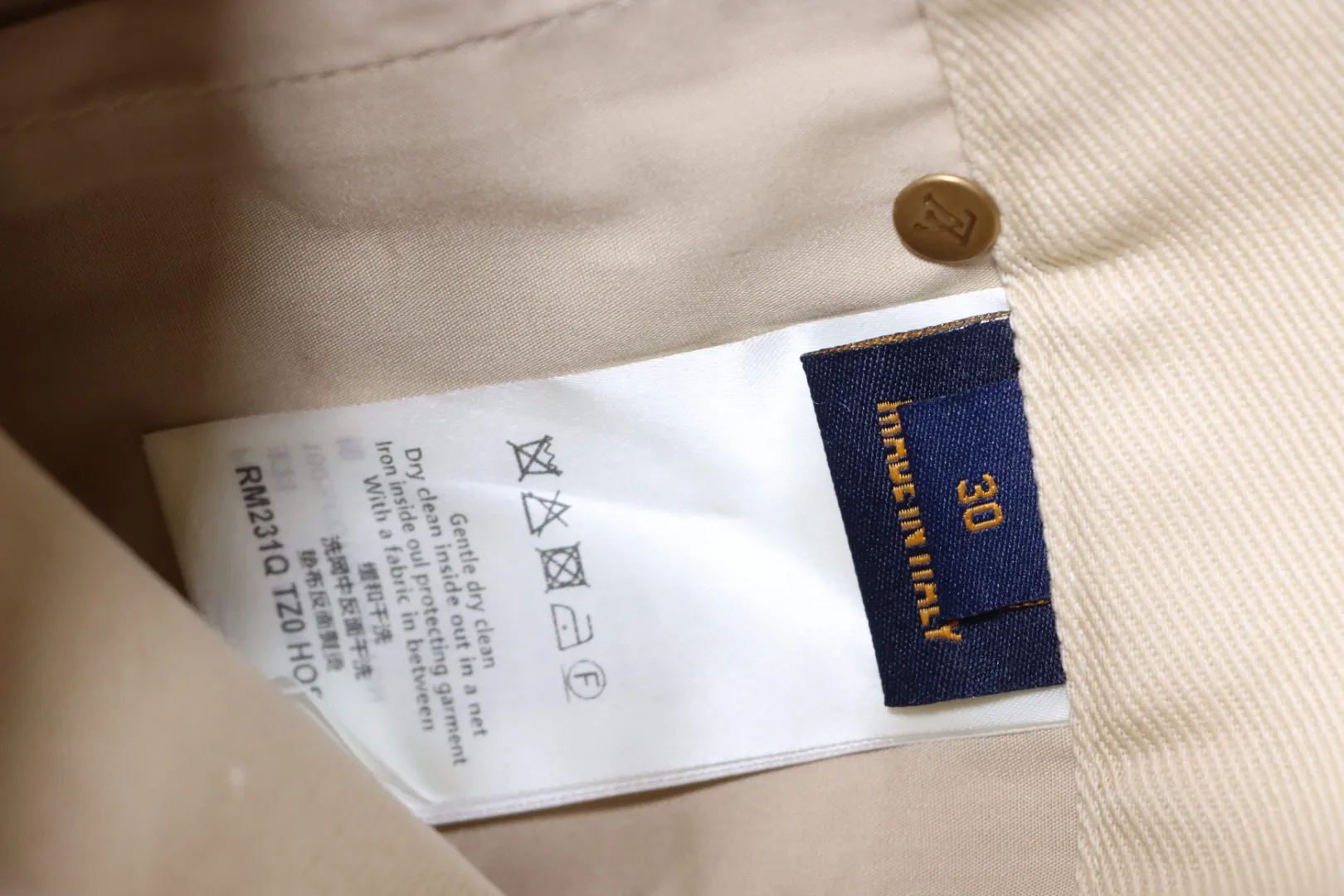 Louis Vuitton Pflegeetikett