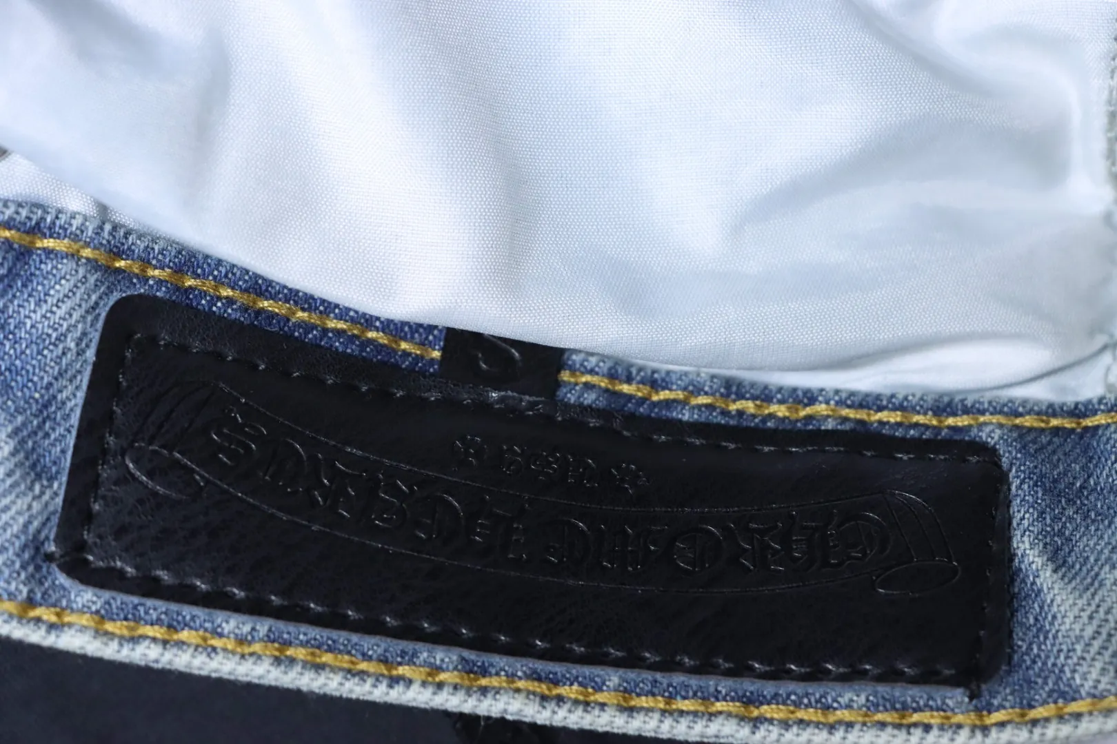 Chrome Hearts Markenetikett