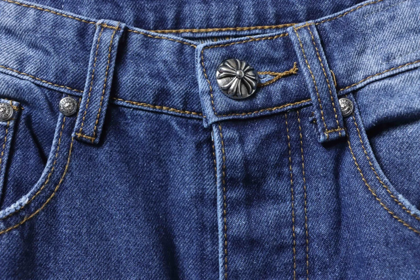 Chrome Hearts – Knopf
