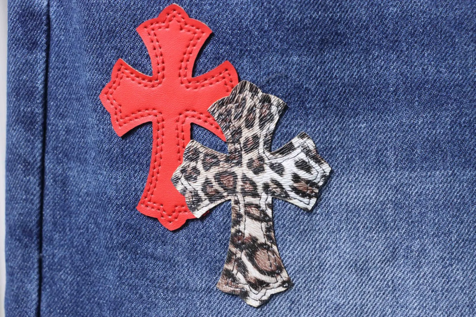 Chrome Hearts – Kreuzdetails