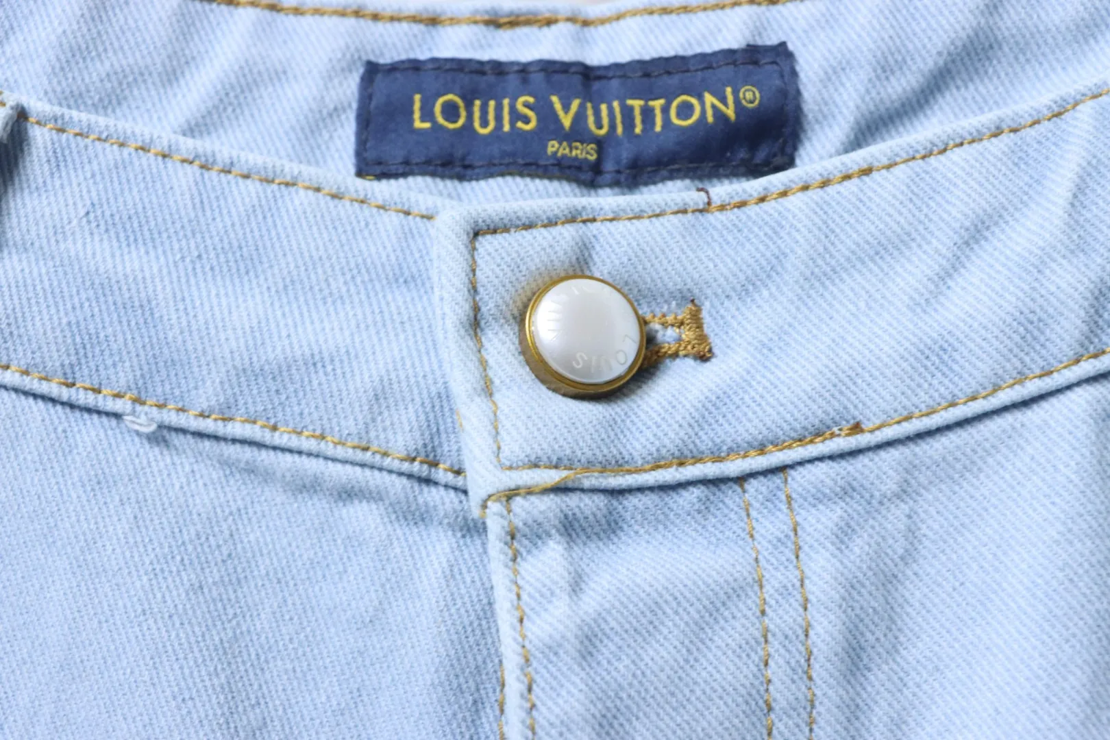 Louis Vuitton Knopf