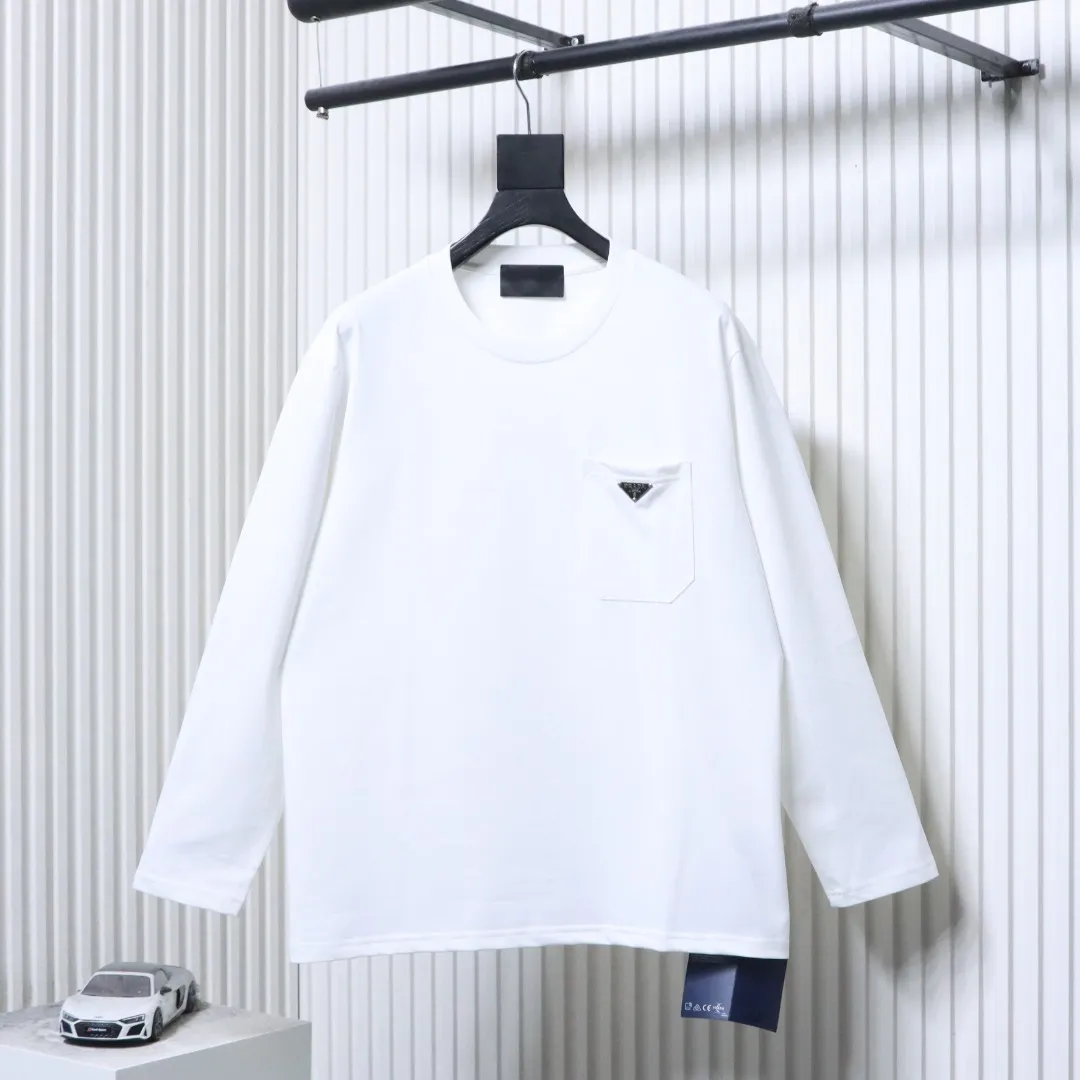 Prada Langarmshirt, Vorderansicht