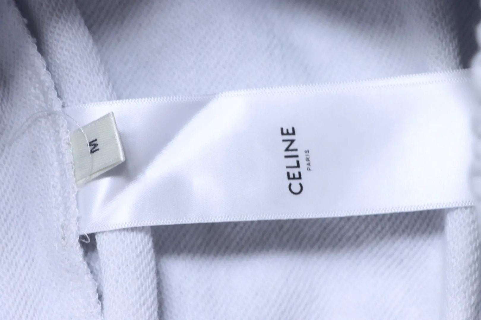 Celine-Pflegeetikett