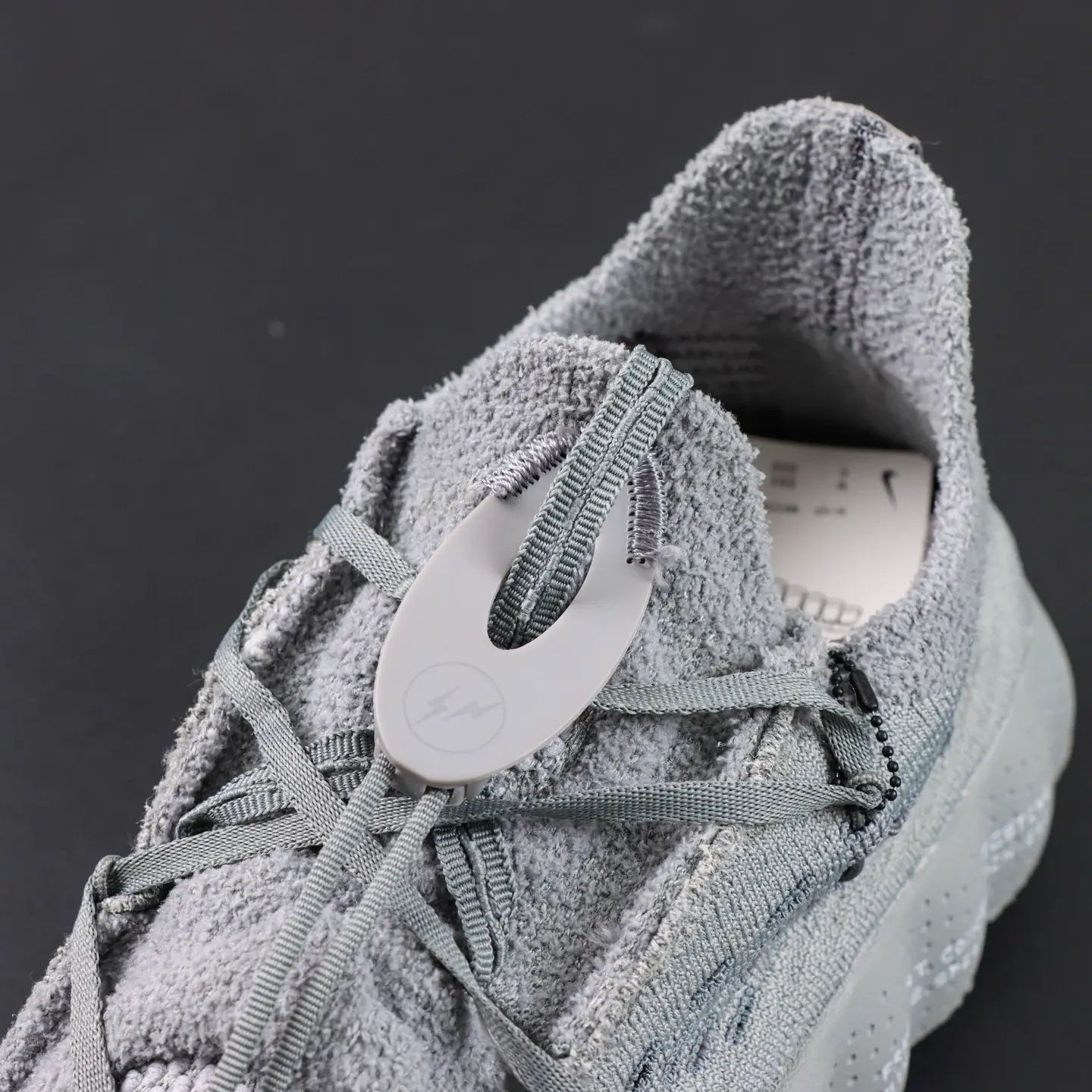 Mind 002 Flyknit Fragment Particle Grey Herren – Bild 13