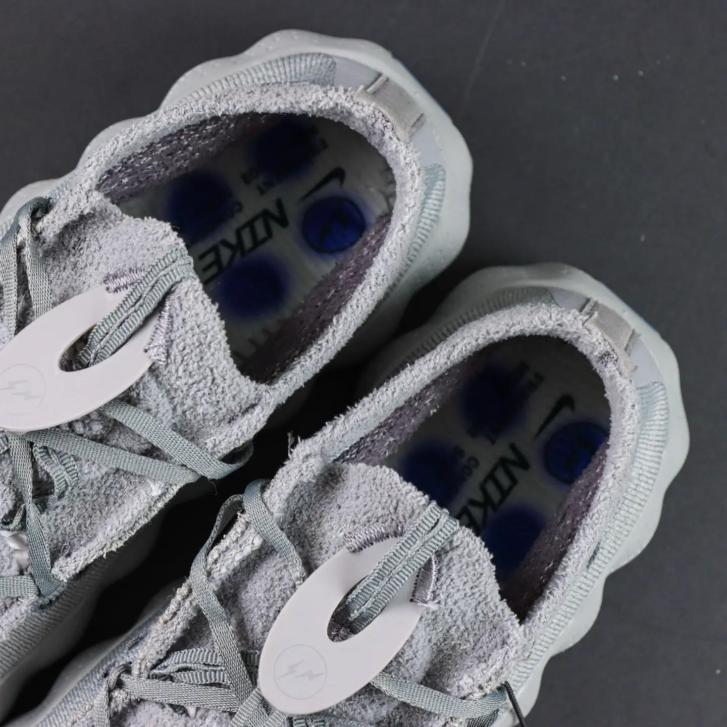Mind 002 Flyknit Fragment Particle Grey Herren – Bild 8