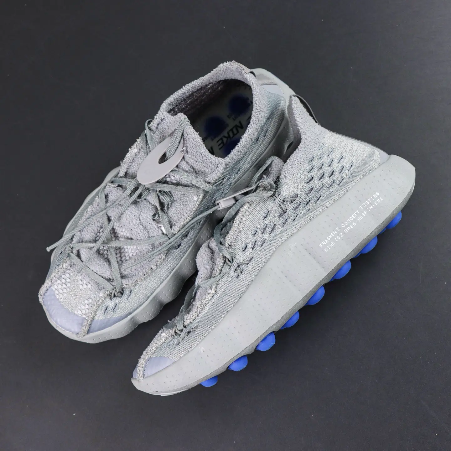 Mind 002 Flyknit Fragment Particle Grey Herren – Bild 2