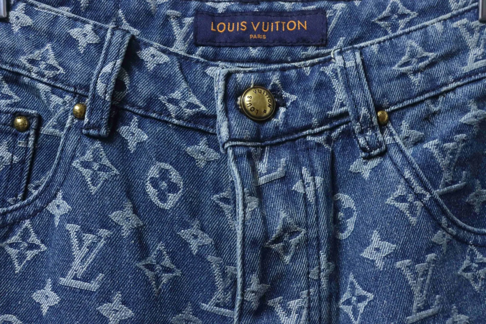 Louis Vuitton Knopf