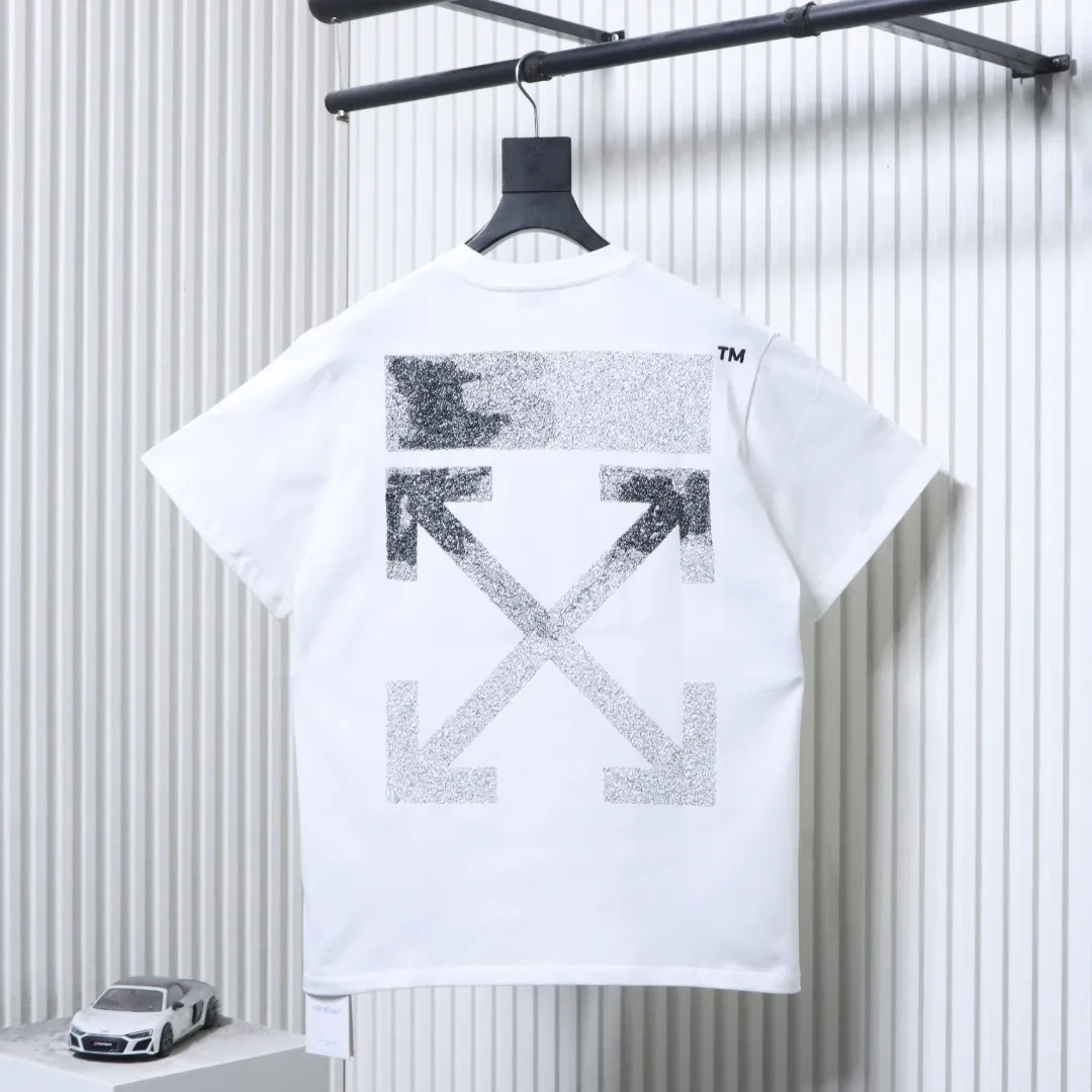 Off-White T-Shirt – Rückansicht