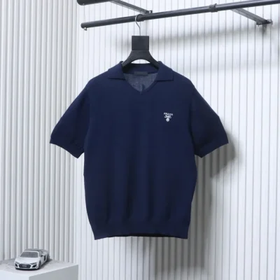 Prada Vorderansicht Marineblau