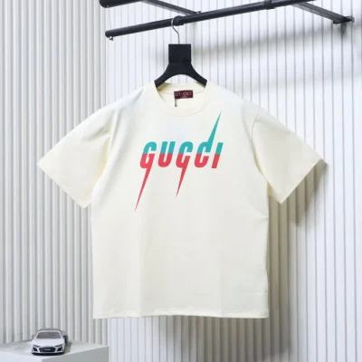 Gucci Vorderansicht Beige