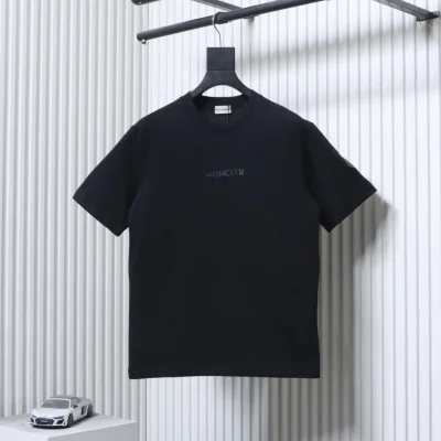 Moncler Vorderansicht Schwarz