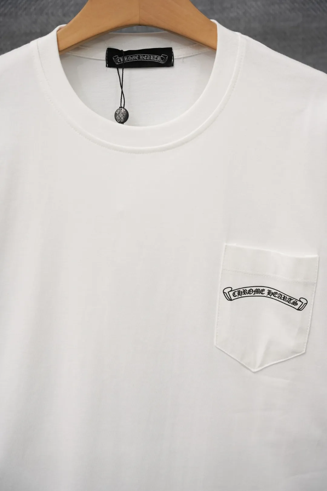 Chrome Hearts T-Shirt, halbseitig, weiß