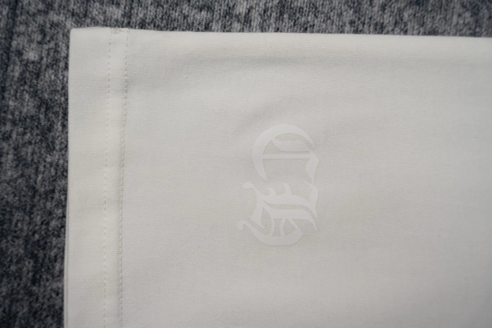 Chrome Hearts T-Shirt - CH Markenlogo