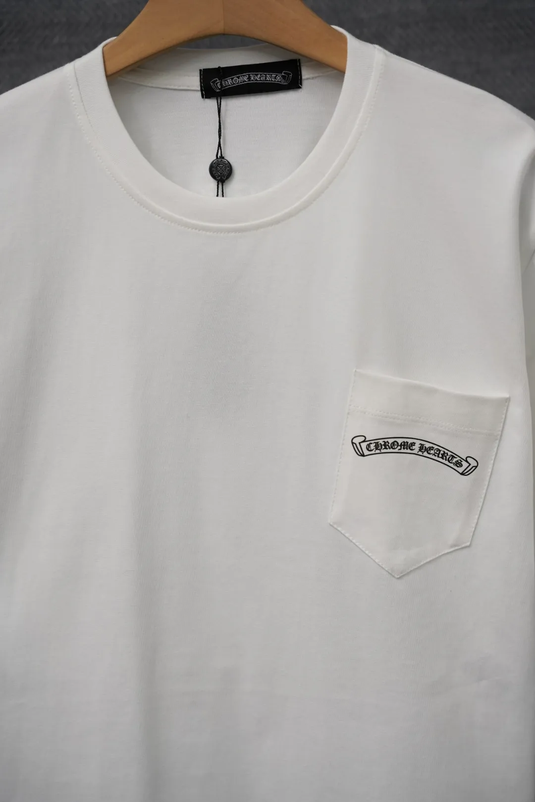 Chrome Hearts T-Shirt, halbseitig, weiß
