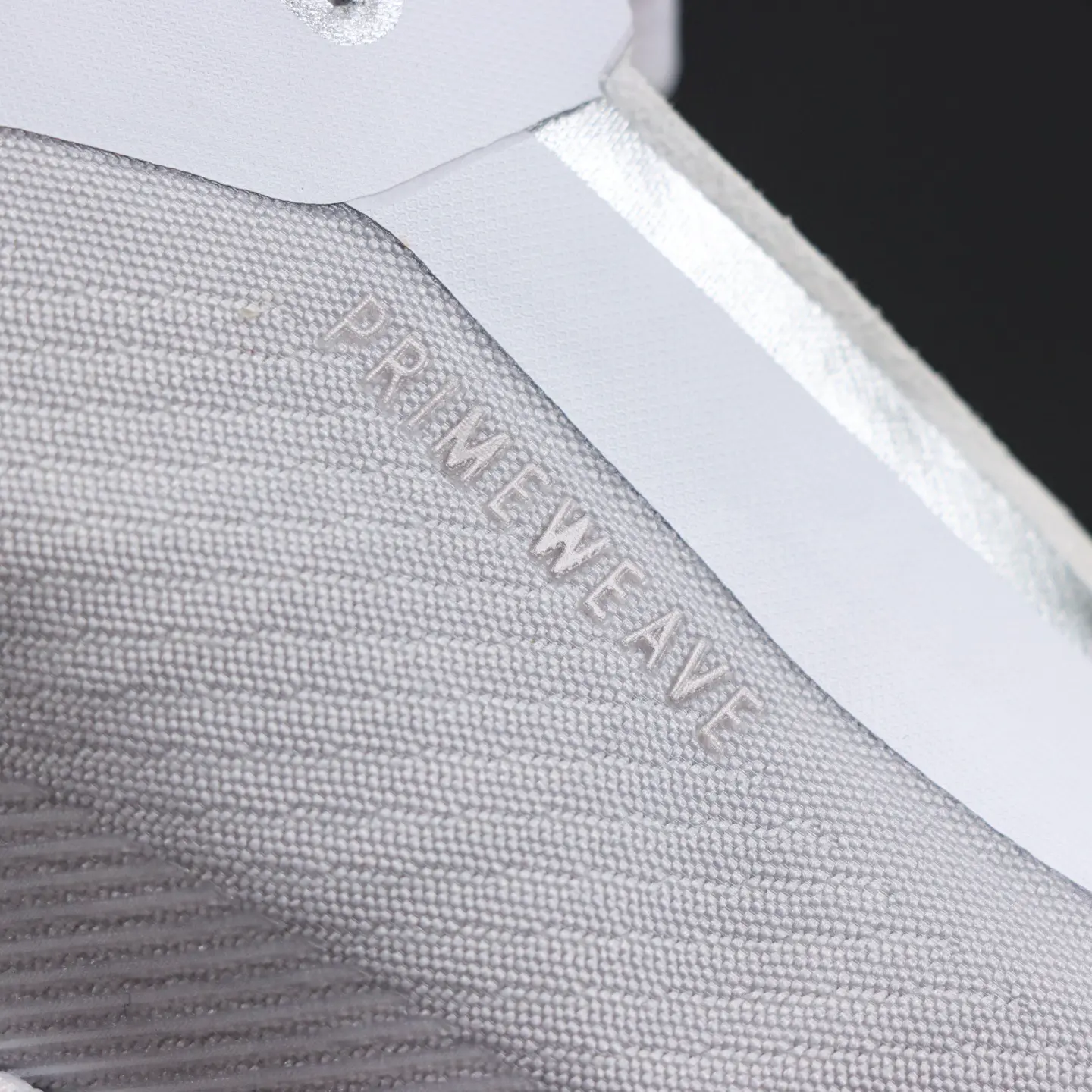 adidas Hyperboost Edge Laufschuh in Wolkenweiß-Hellgrau – Bild 8