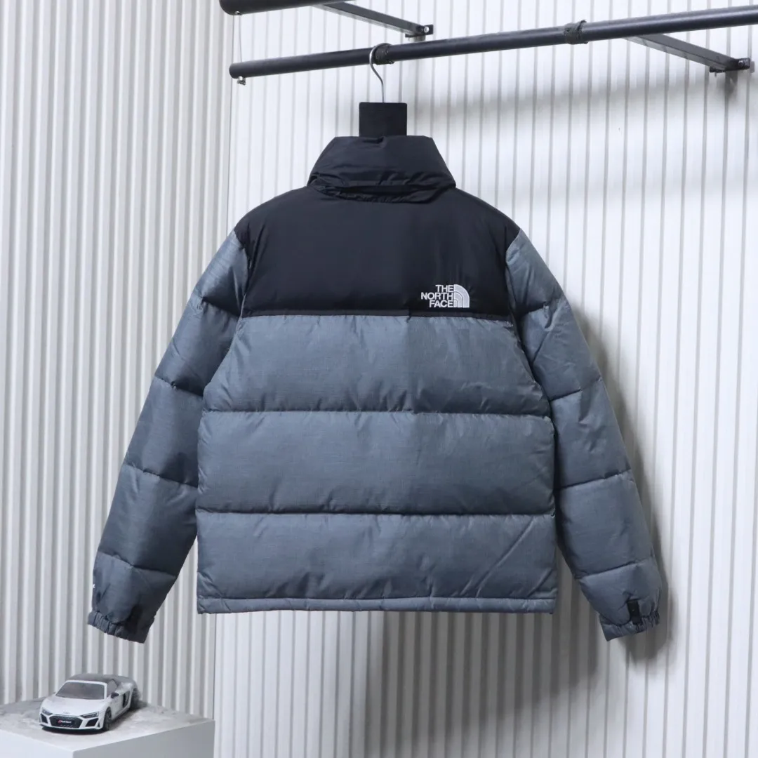 The North Face – Rückansicht Grau