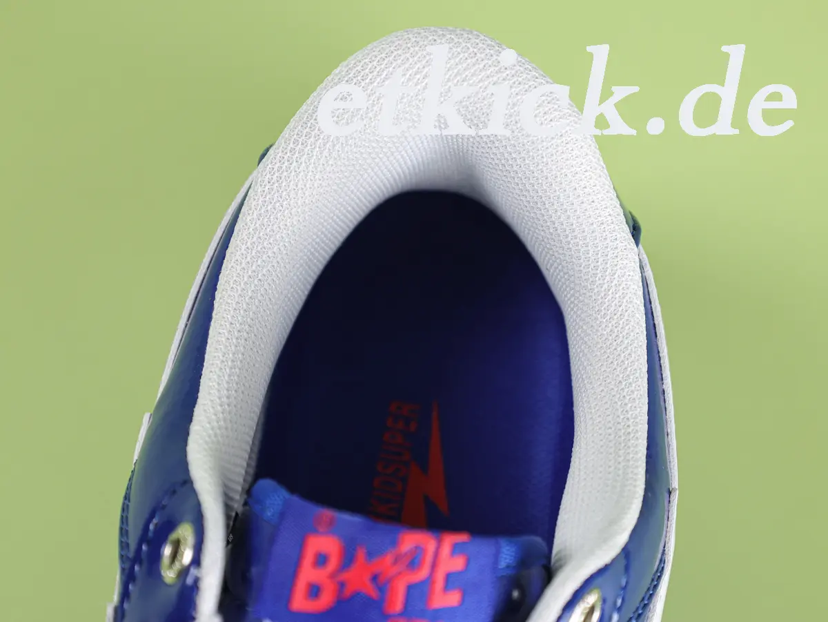 A Bathing Ape BAPE Sta Low Sneaker aus glänzendem Lackleder in Königsblau mit weißer Sta-Star Applikation – Bild 9