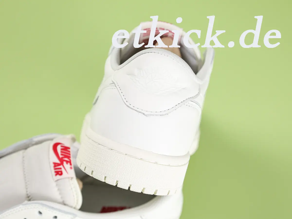 Air Jordan 1 Retro Low OG Sail and University Red (HQ6998-100) – Bild 10