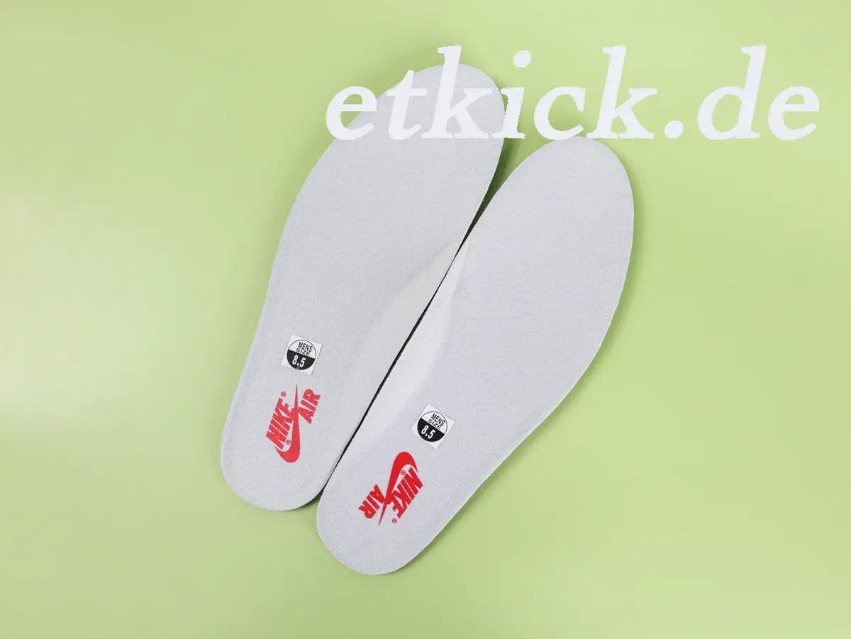 Air Jordan 1 Retro Low OG Sail and University Red (HQ6998-100) – Bild 11