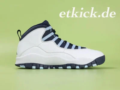 Air Jordan 10 Retro „Ice Blue“