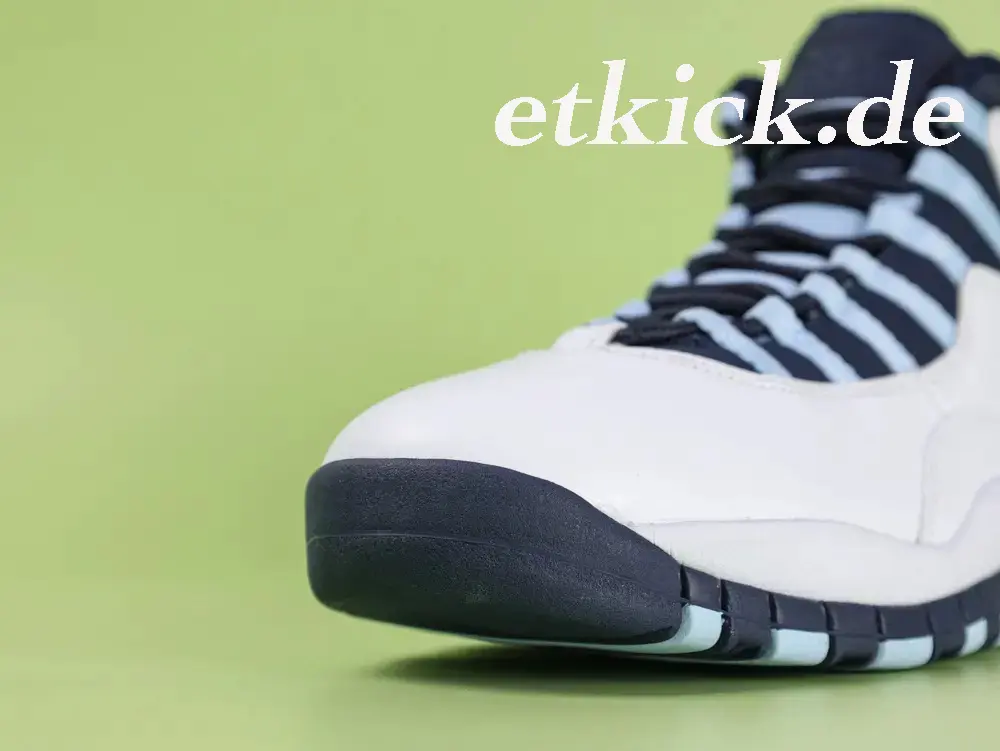 Air Jordan 10 Retro „Ice Blue“ – Bild 4
