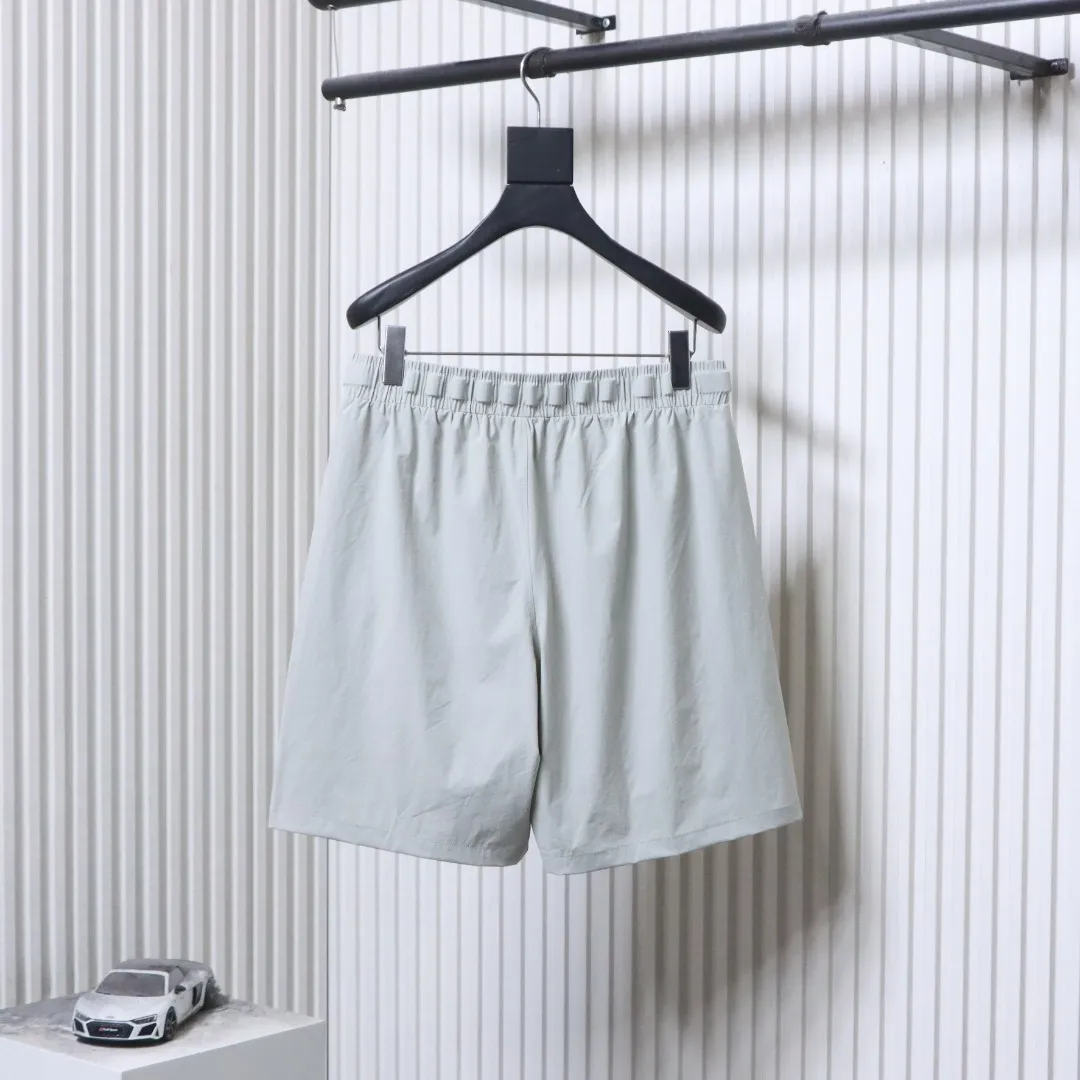 Arc'teryx Rückansicht Weiß