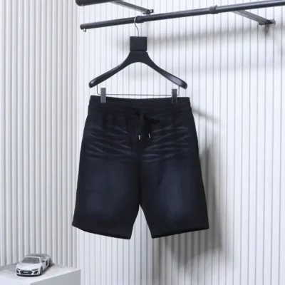Balenciaga Vorderansicht