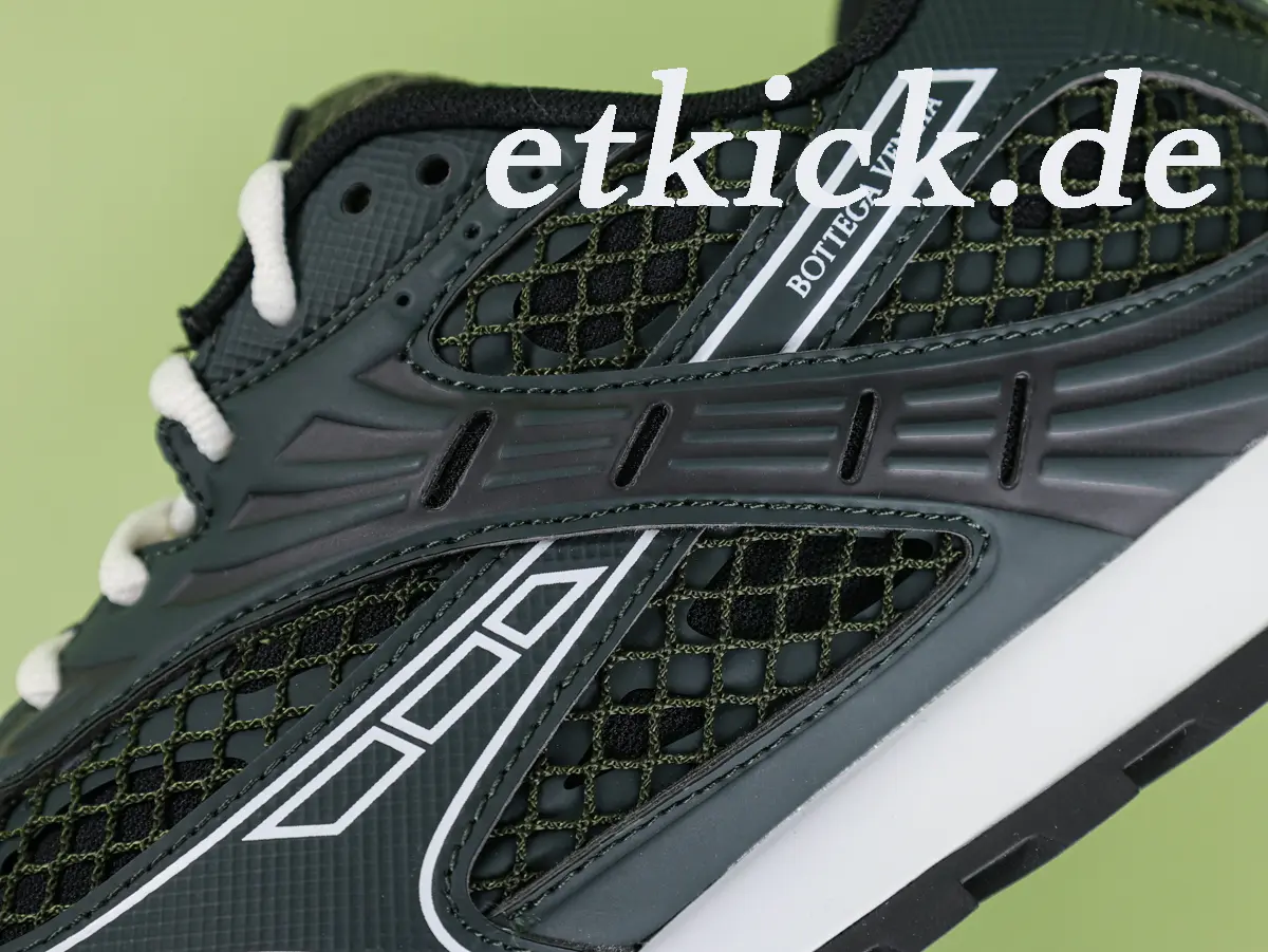 Bottega Veneta Orbit Retro-Laufsneaker Dunkelgrün mit Netzgewebe und Wildleder-Besätzen – Bild 9
