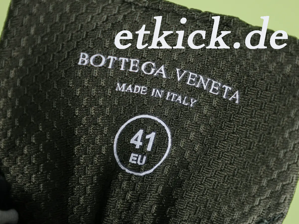 Bottega Veneta Orbit Retro-Laufsneaker Dunkelgrün mit Netzgewebe und Wildleder-Besätzen – Bild 11
