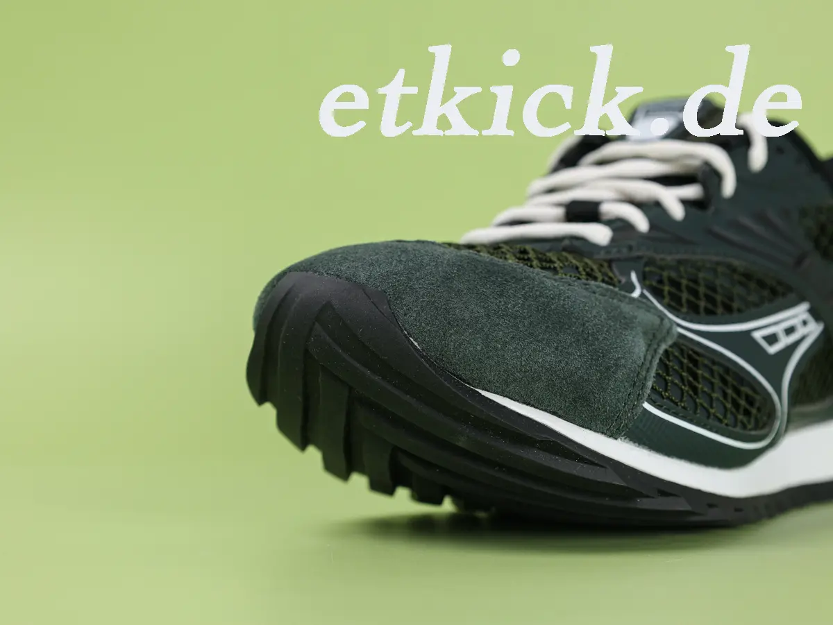 Bottega Veneta Orbit Retro-Laufsneaker Dunkelgrün mit Netzgewebe und Wildleder-Besätzen – Bild 3