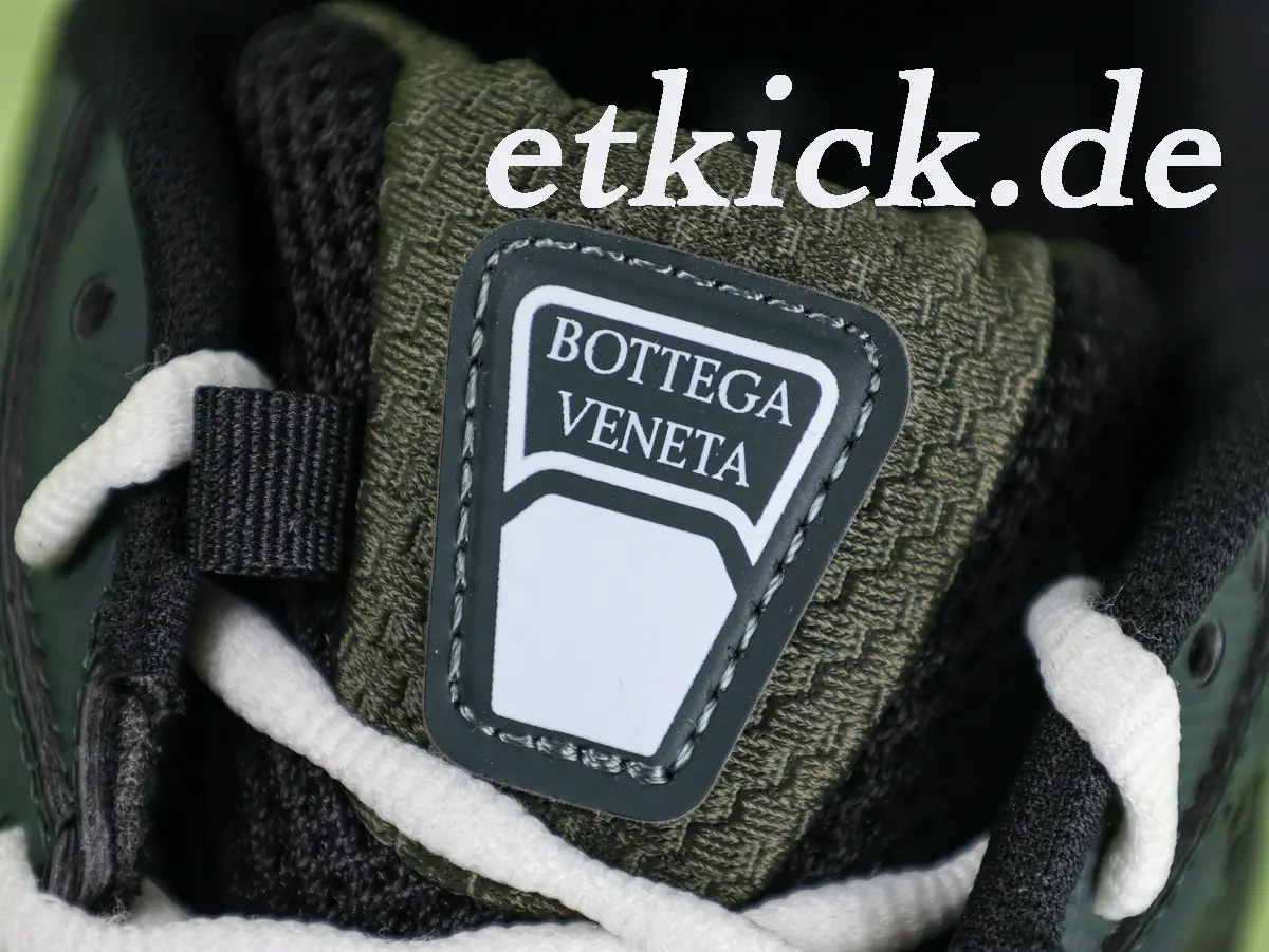 Bottega Veneta Orbit Retro-Laufsneaker Dunkelgrün mit Netzgewebe und Wildleder-Besätzen – Bild 6