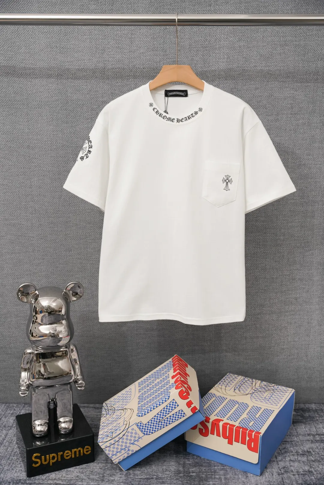 Chrome Hearts – Vorderansicht Weiß